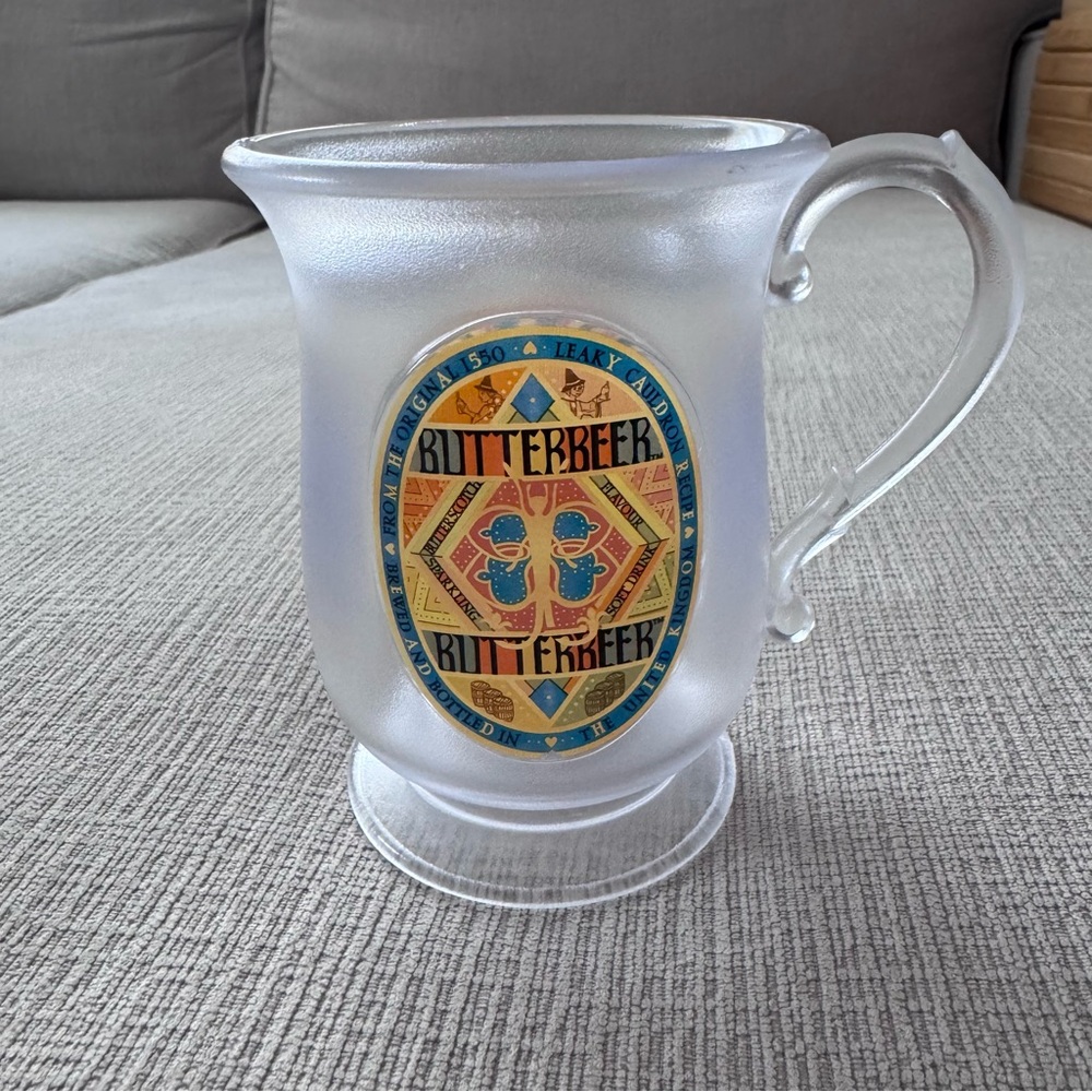 NWOT Harry Potter New York City store exclusive Butterbeer plastic mug